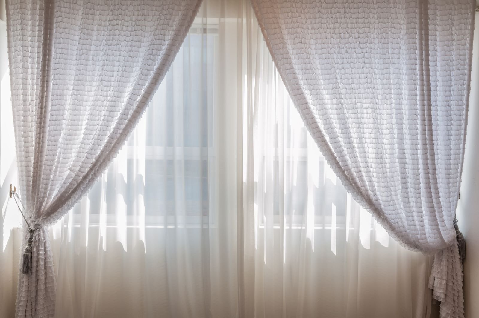 Drapery & Sheer Curtains